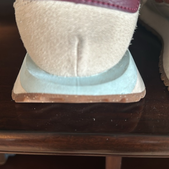 New Balance 237 size 7.5 - Picture 12 of 15